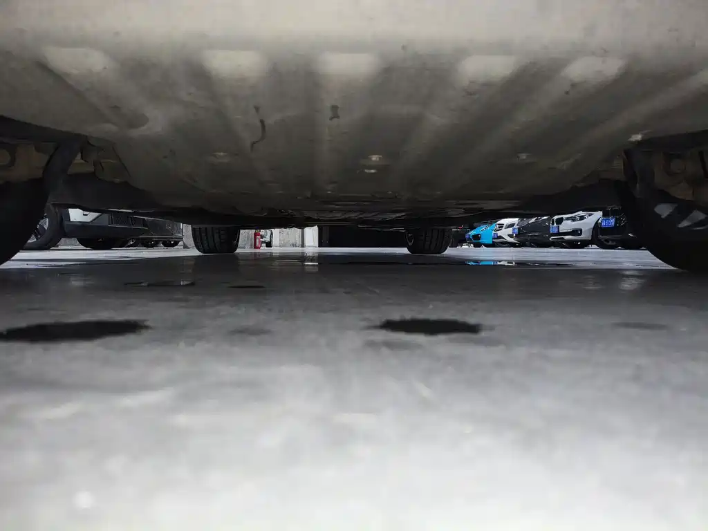 BMW 5 Series 2021 — фото 13