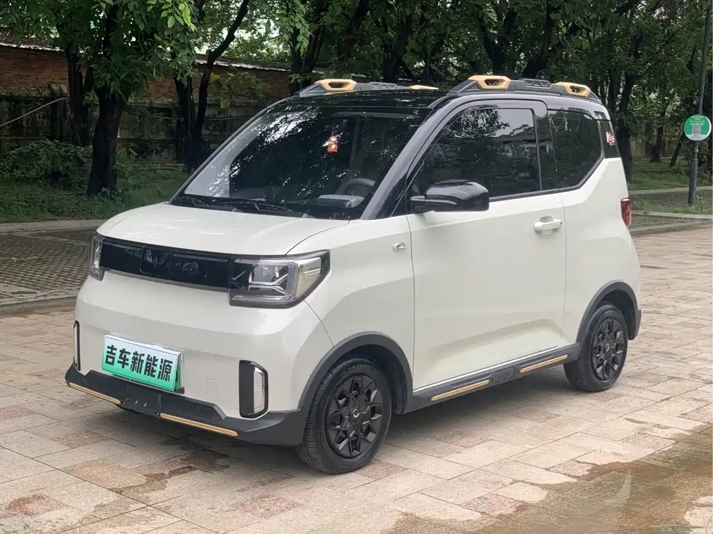 Wuling MINIEV 2023 — фото 1