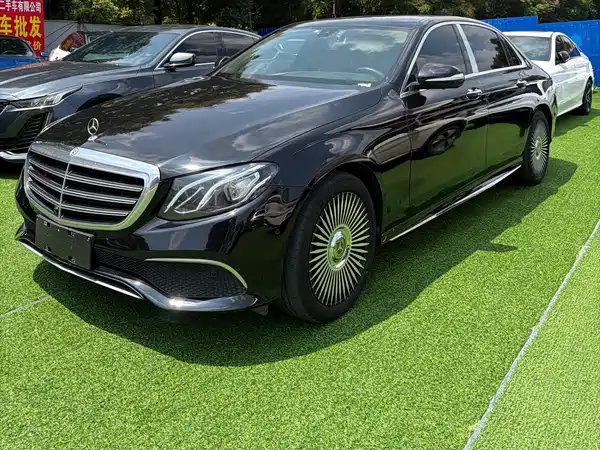 Mercedes-Benz E-Class 2019
