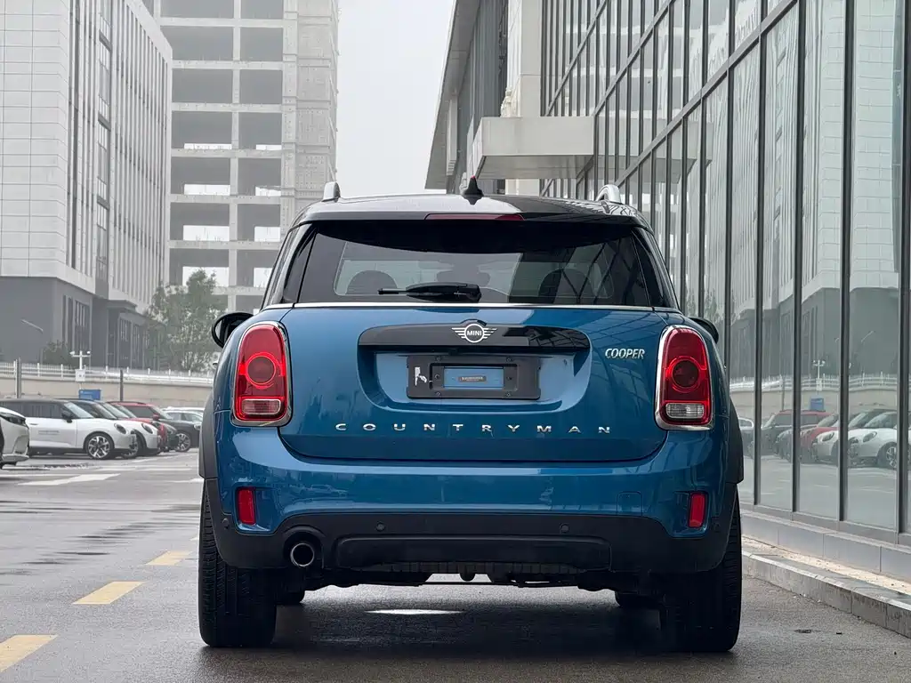 MINI Countryman 2018 — фото 16