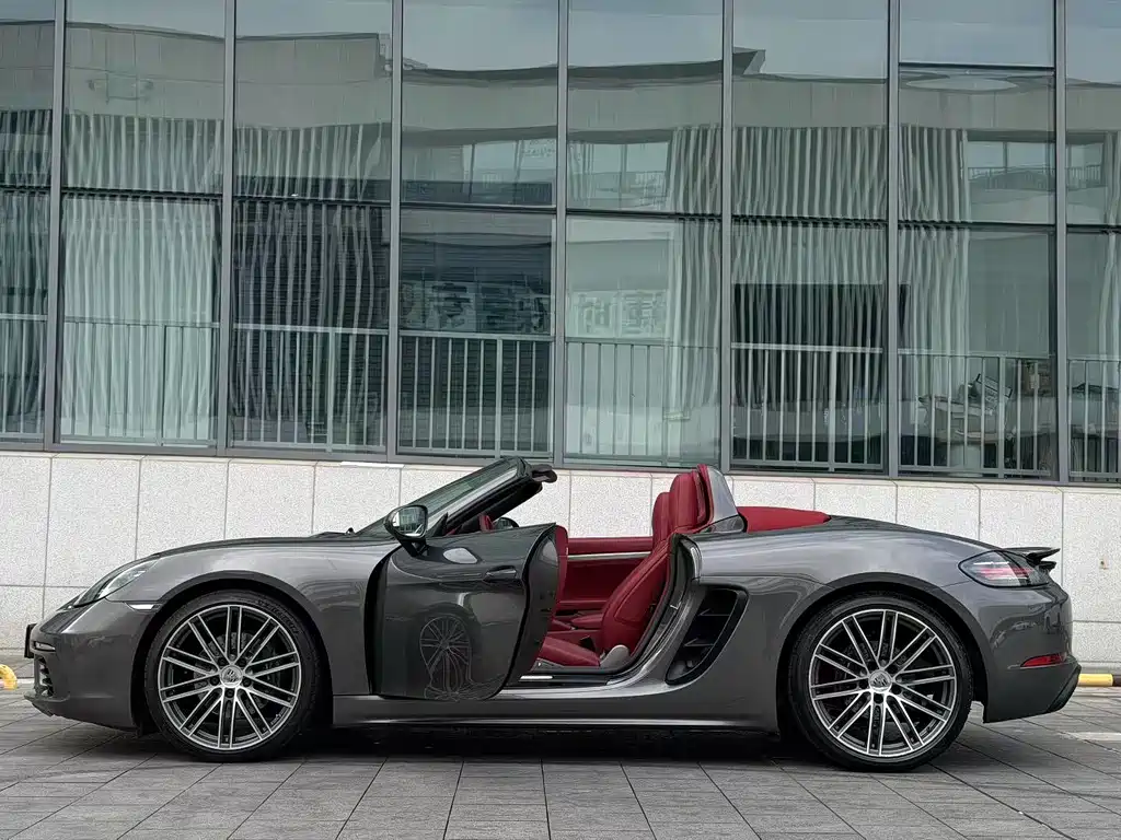 Porsche 718 2021