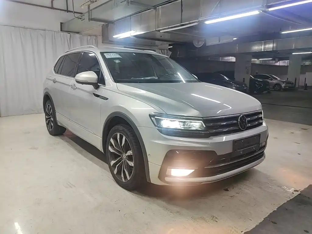 Volkswagen Tiguan L 2021