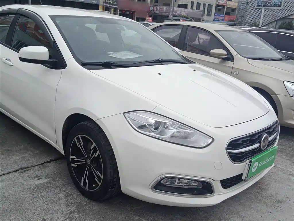Fiat Viaggio 2016 — фото 4