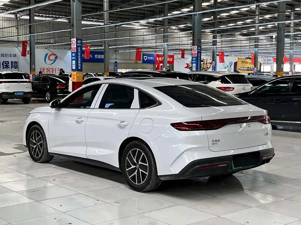 BYD Qin L 2025 — фото 15