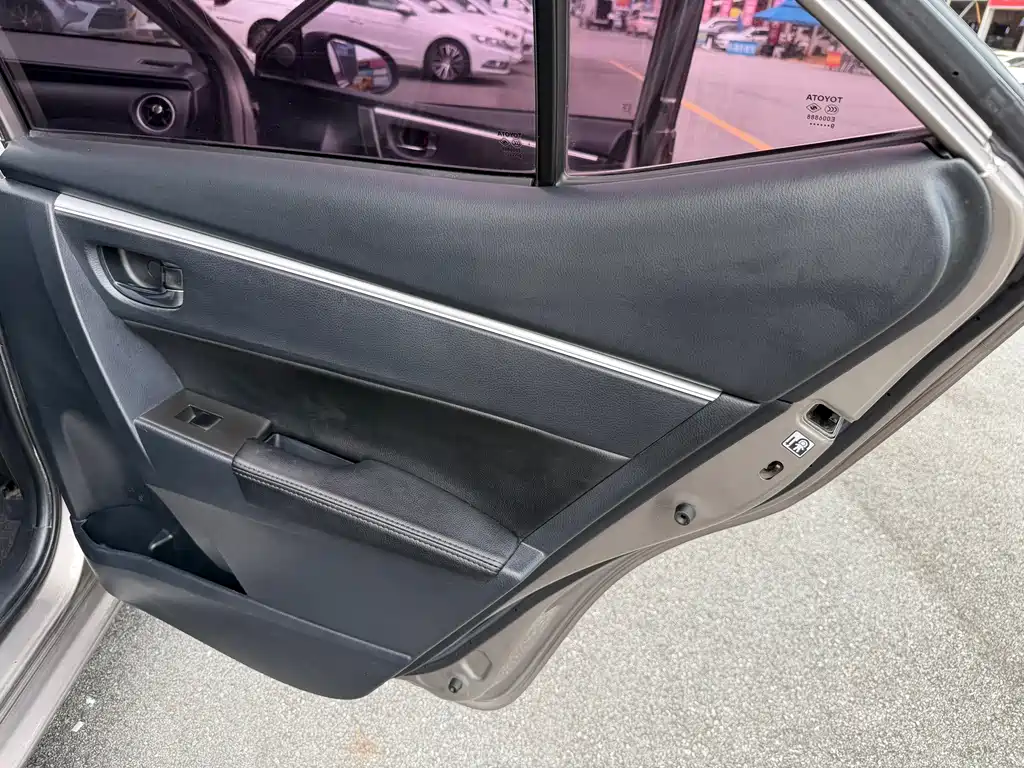Toyota Corolla 2019 — фото 15