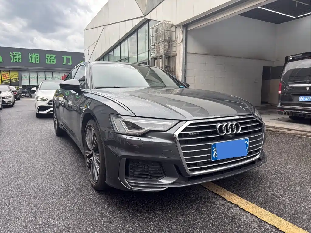 Audi A6L 2021