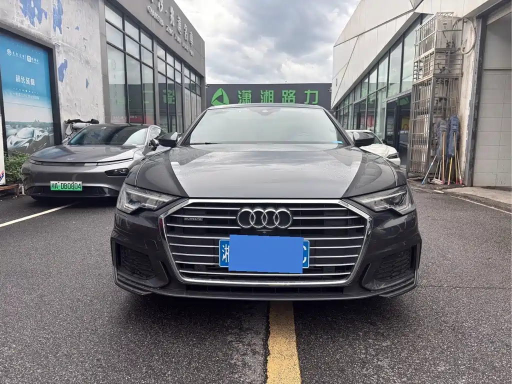 Audi A6L 2021