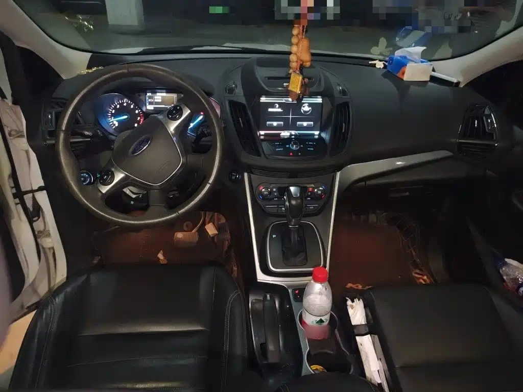 Ford Kuga 2015