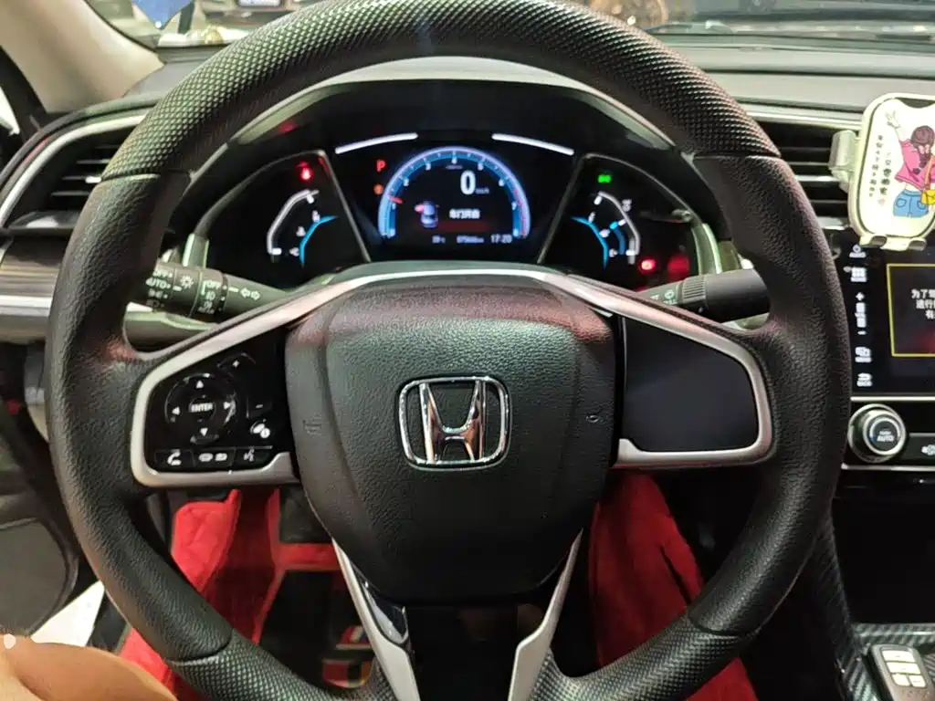 Honda Civic 2019 — фото 11