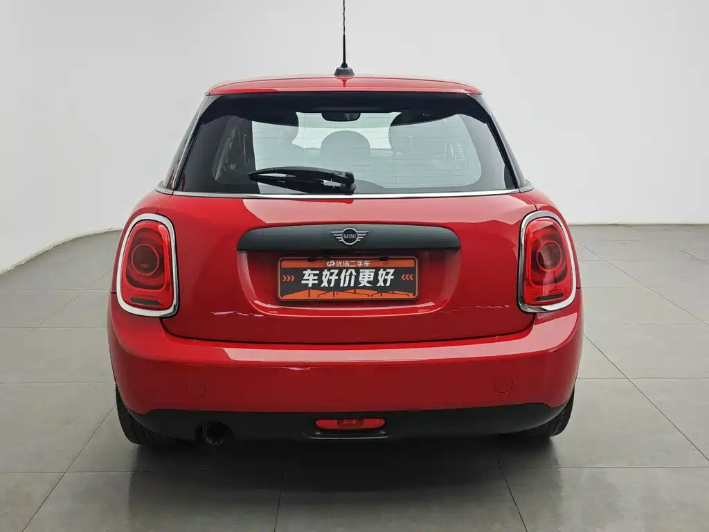MINI MINI 2019