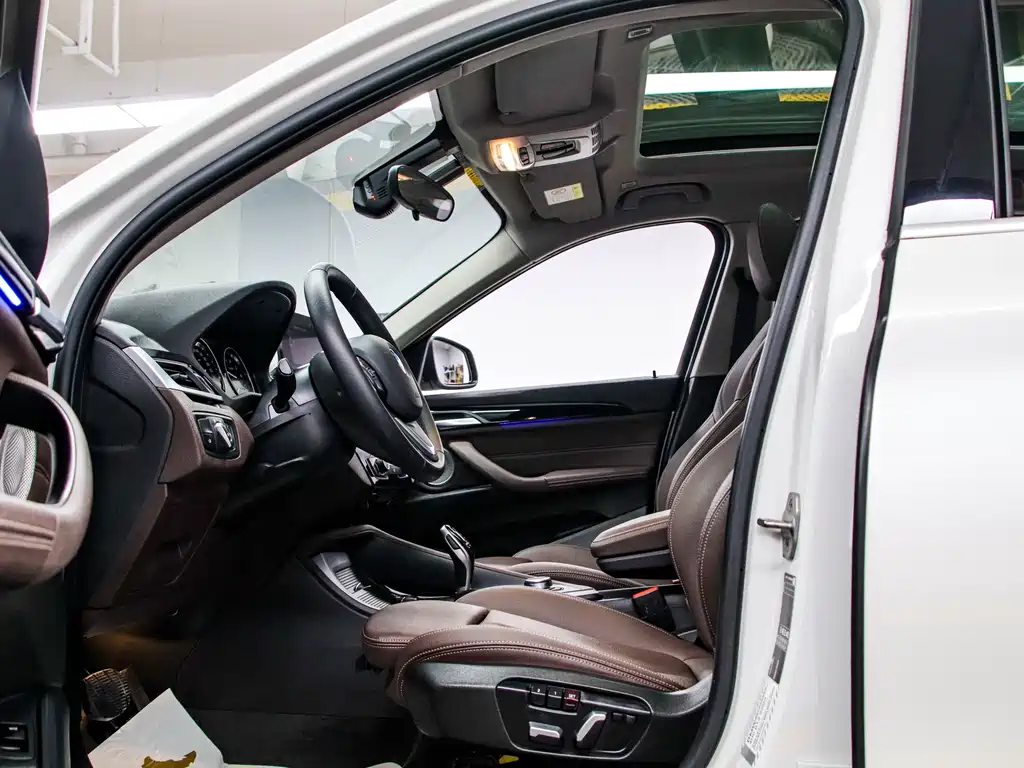 BMW X1 2022 — фото 13