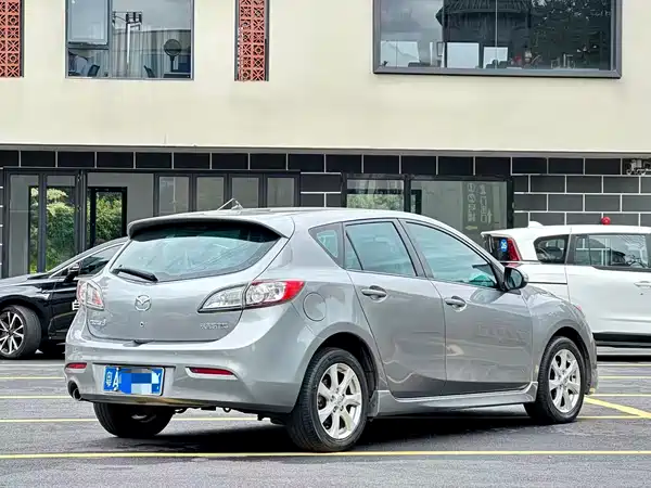 Mazda 3 Xingcheng 2013