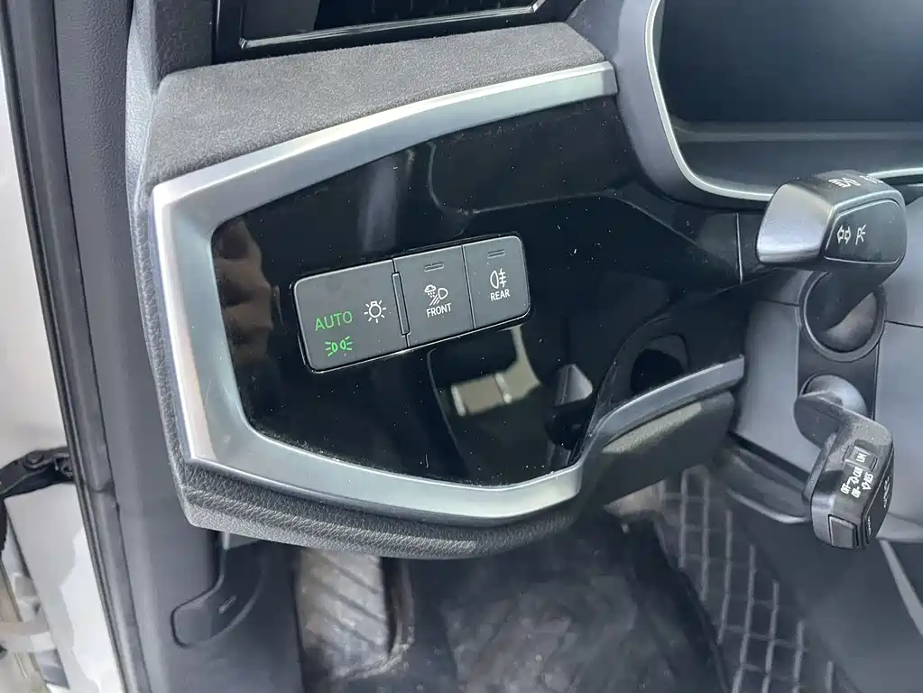 Audi Q3 2021