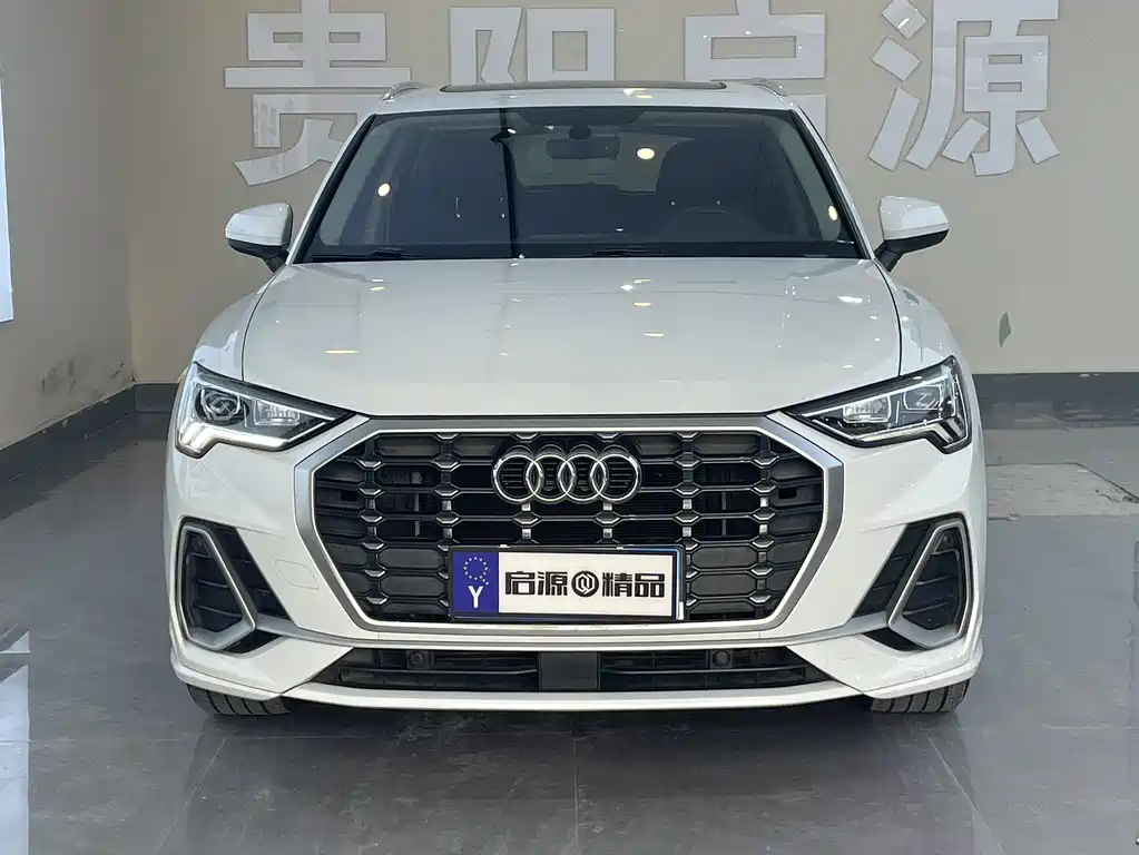 Audi Q3 2021