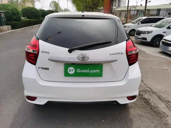 Toyota Yaris L 2017