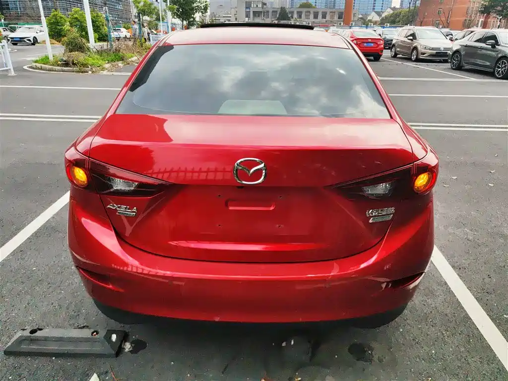 Mazda 3 Axela 2015 — фото 6