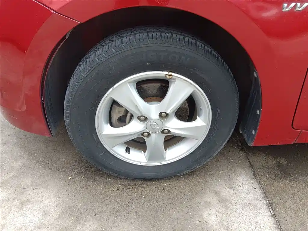 Hyundai Verna 2015 — фото 25