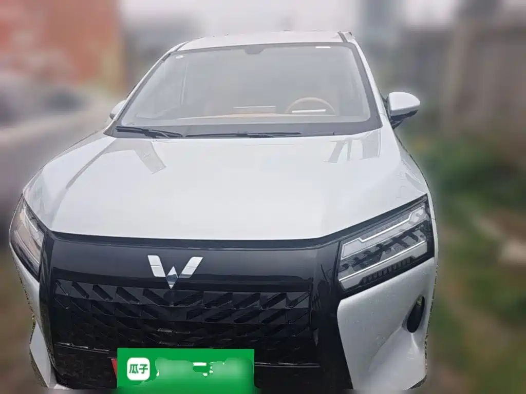 Wuling Starlight 730 EV 2025