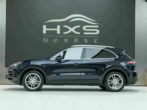 Porsche Cayenne 2021