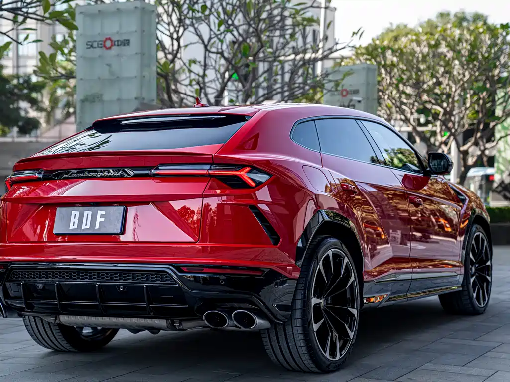 Lamborghini Urus 2020 — фото 4