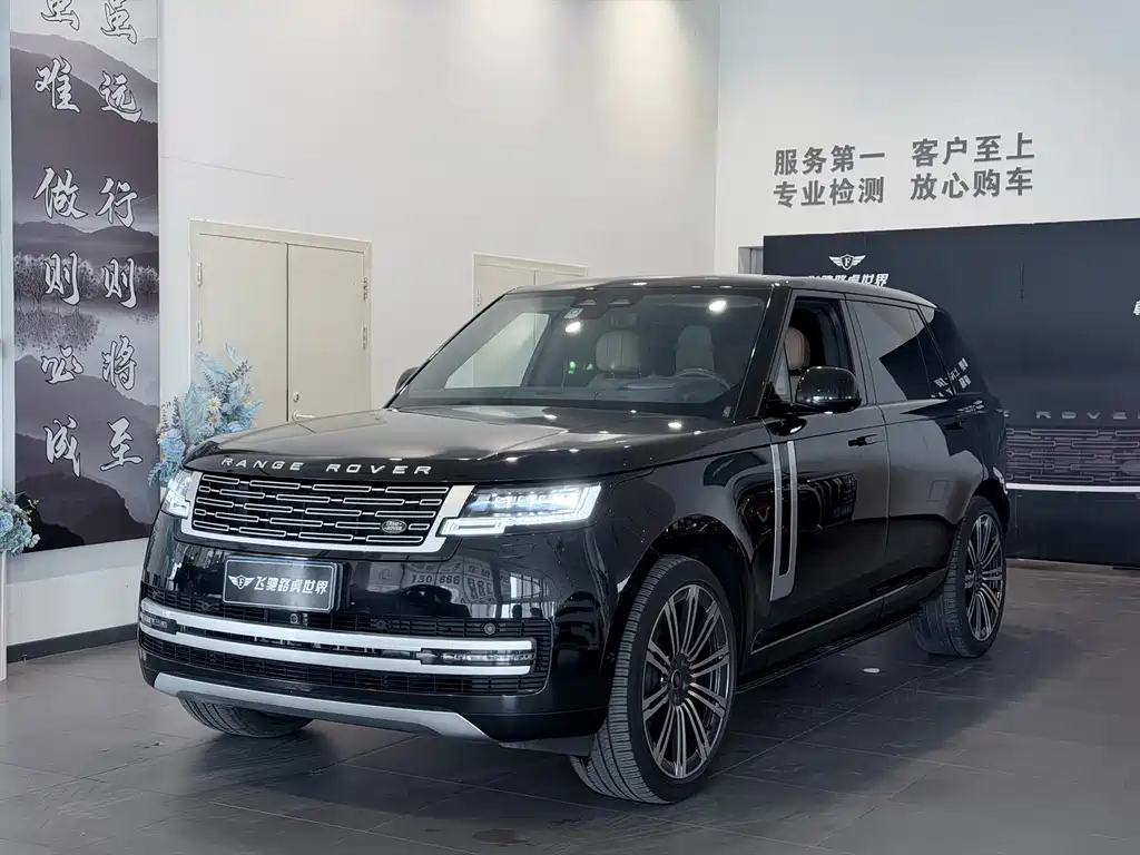 Land Rover Range Rover 2024 — фото 1