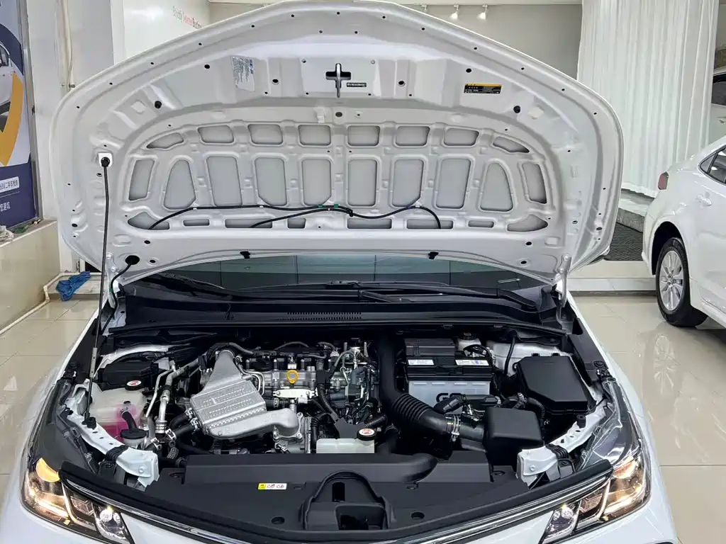 Toyota Corolla 2022 — фото 21