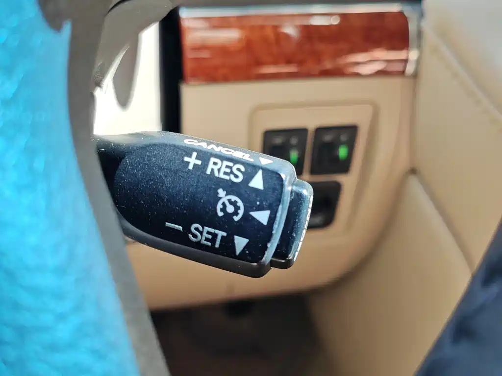 Toyota Land Cruiser 2015 — фото 23