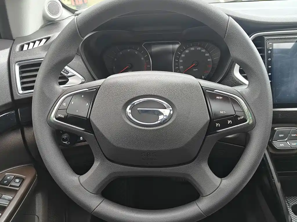 GAC Trumpchi GS4 2015 — фото 18