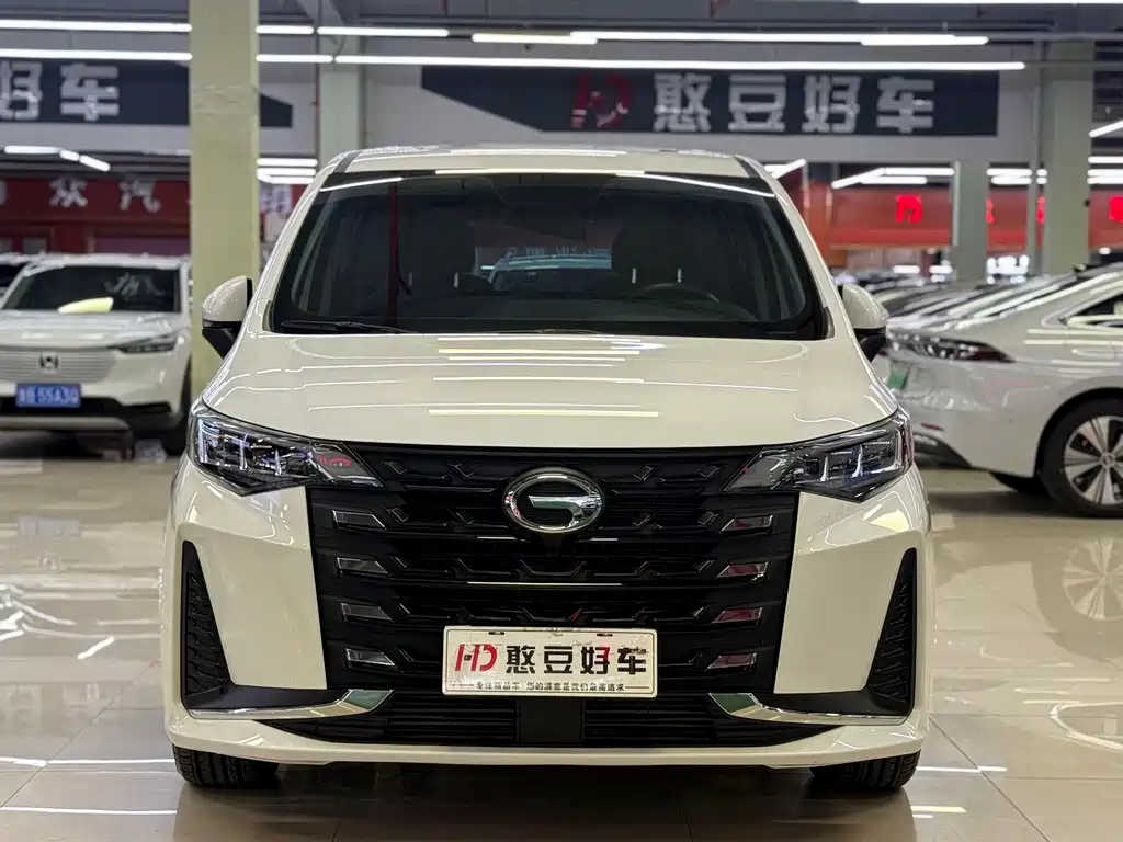 GAC Trumpchi M6 2021 — фото 4