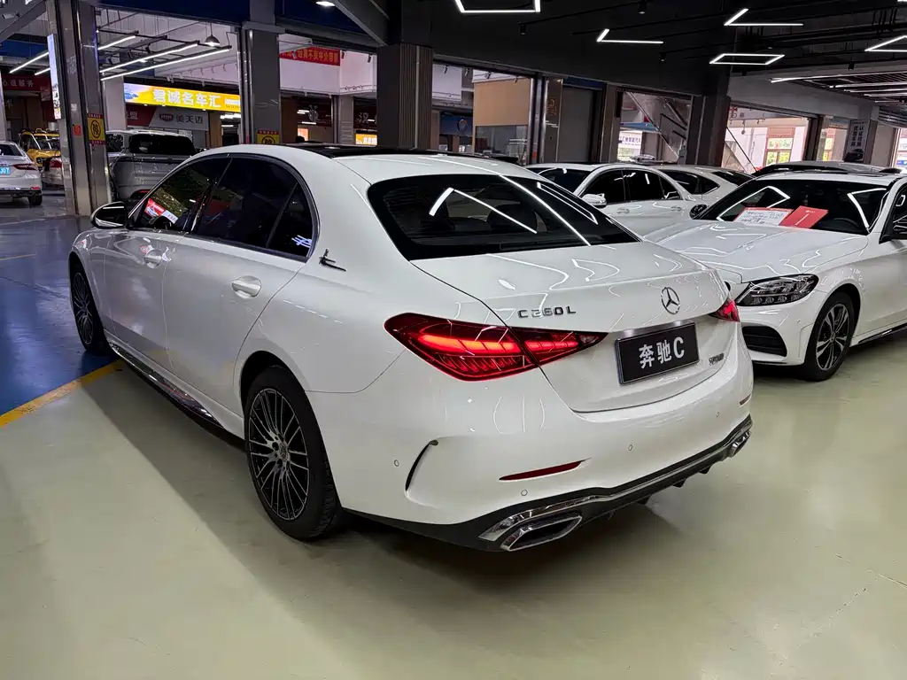 Mercedes-Benz C-Class 2022 — фото 10