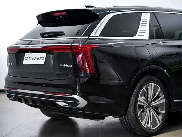 Hongqi E-HS9 2023