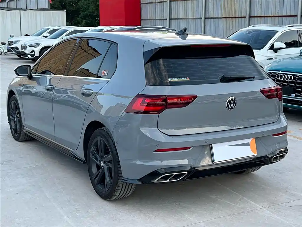 Volkswagen Golf 2023 — фото 8