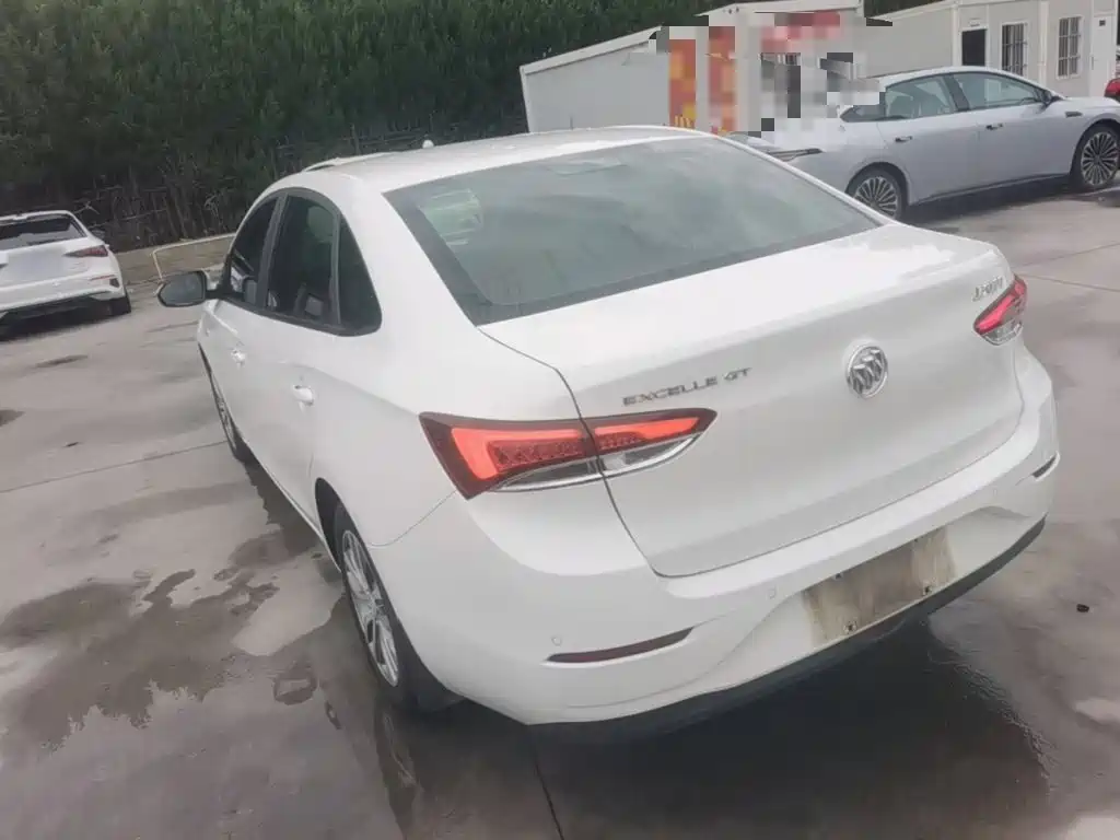 Buick Excelle 2021