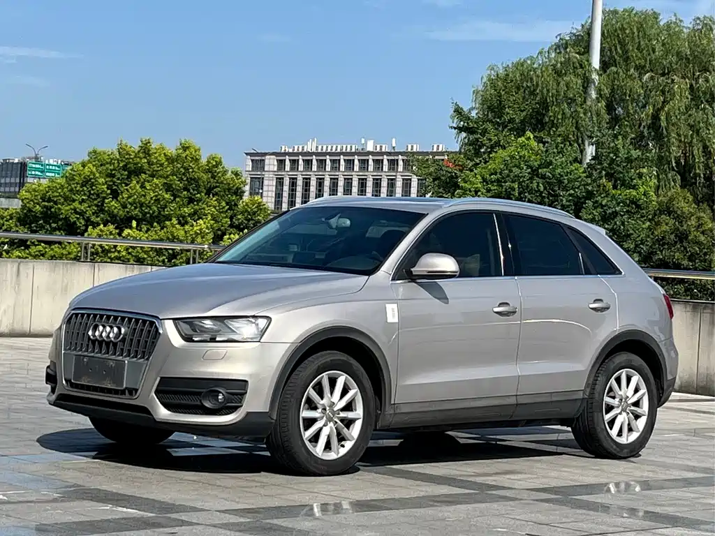 Audi Q3 2014 — фото 1