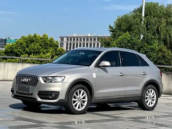 Audi Q3 2014