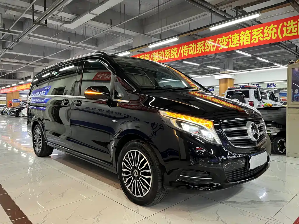 Mercedes-Benz V-Class 2019 — фото 6