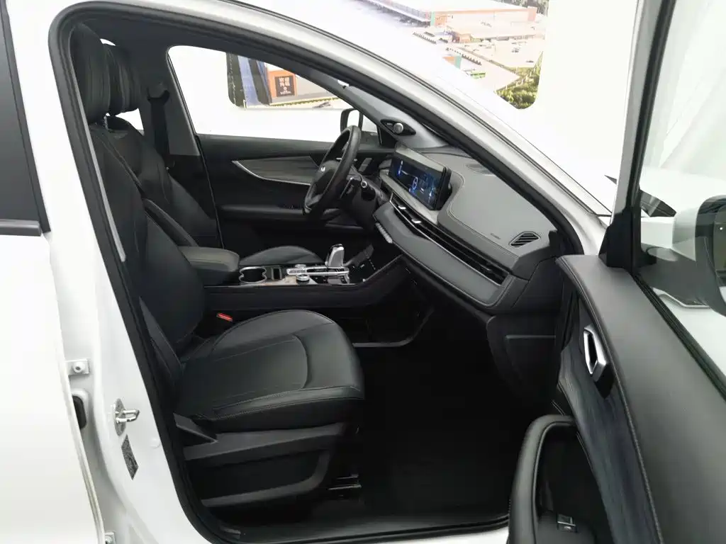 Chery Tiggo 8 PLUS 2022 — фото 23