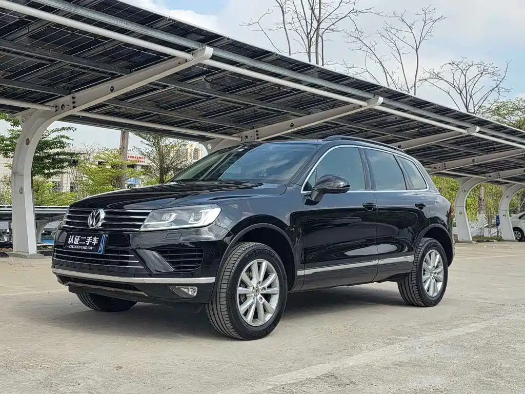 Volkswagen Touareg 2017 — фото 2