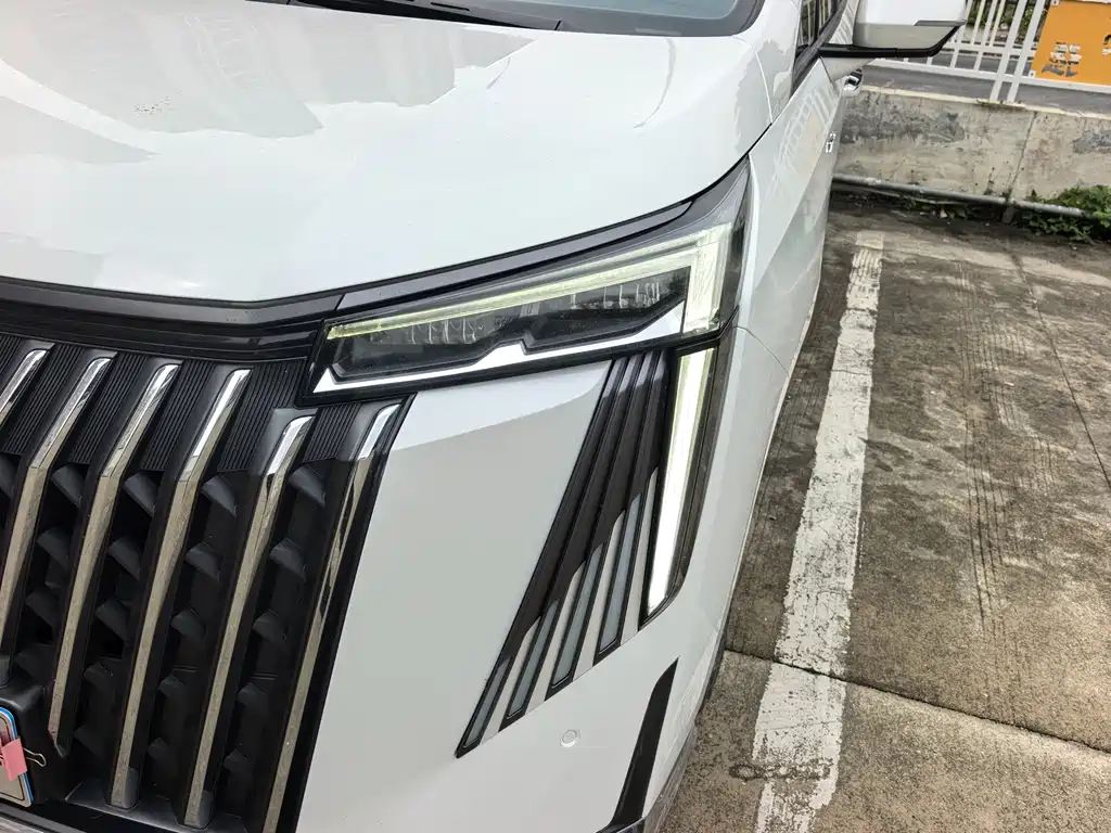 GAC Motor Trumpchi M8 2023 — фото 16