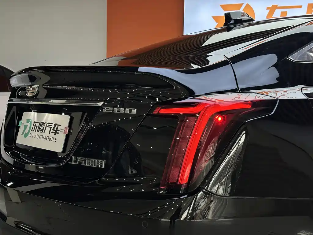 Cadillac CT5 2025 — фото 9