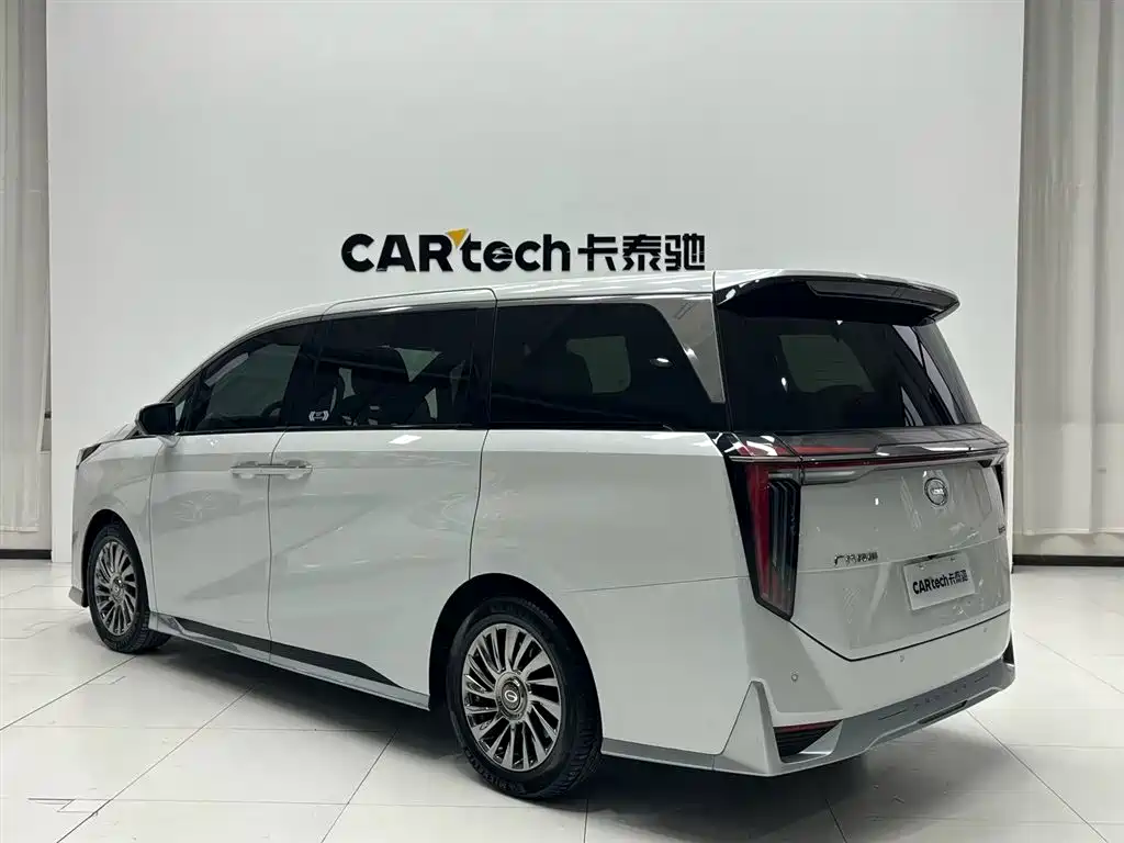 GAC Motor Trumpchi M8 2023 — фото 10