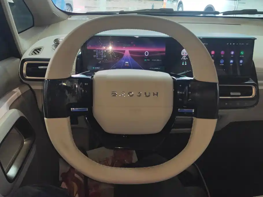 Baojun KiWi EV 2022 — фото 15