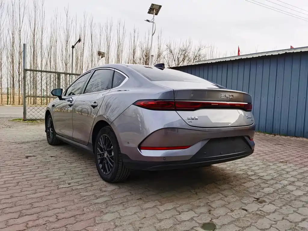 BYD Qin PLUS 2025 — фото 18