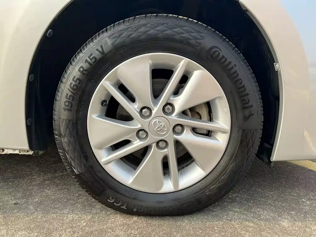 Toyota Corolla 2019 — фото 17