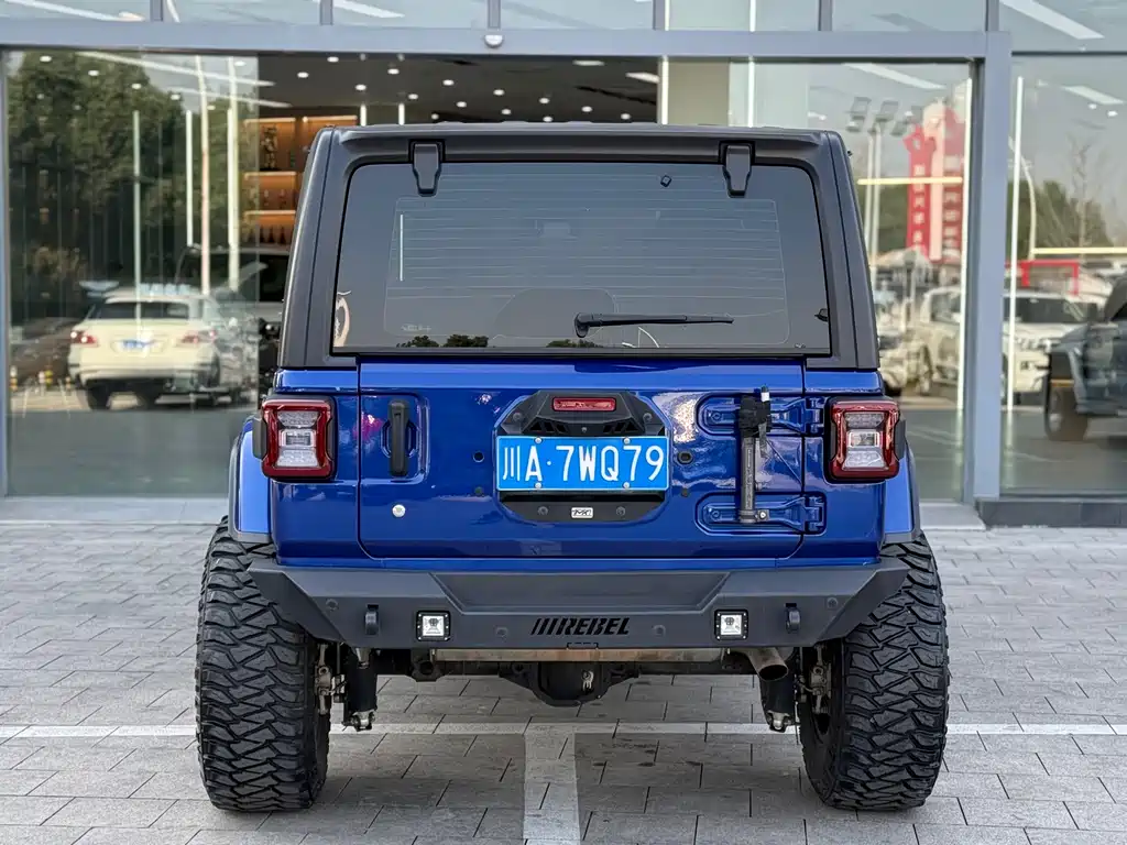 Jeep Wrangler 2019 — фото 12