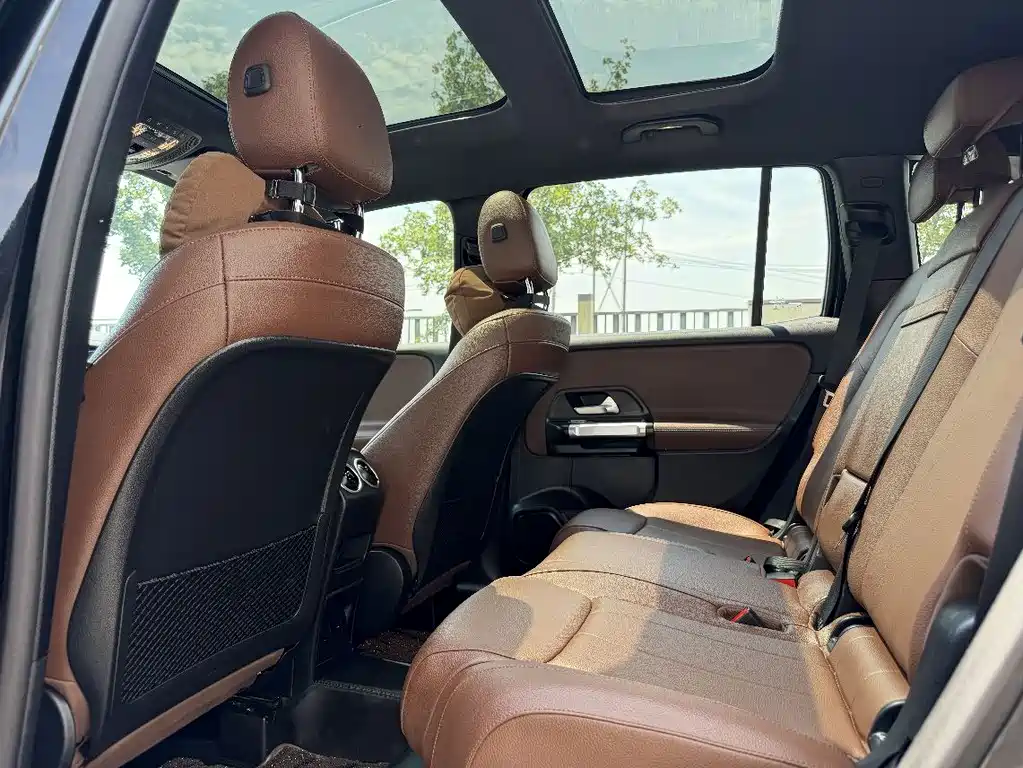 Mercedes-Benz GLB 2021