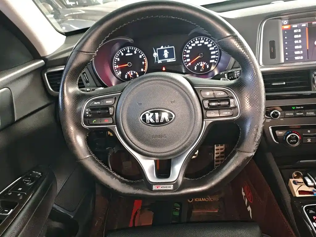 Kia K5 2018 — фото 11