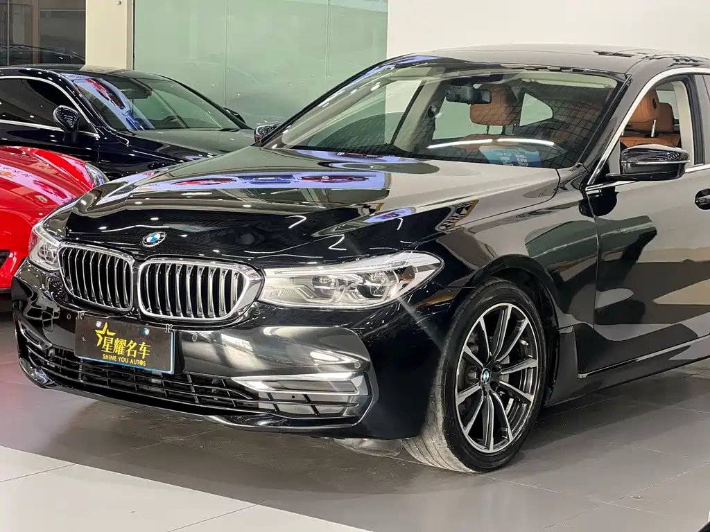 BMW 6 Series GT 2019 — фото 9