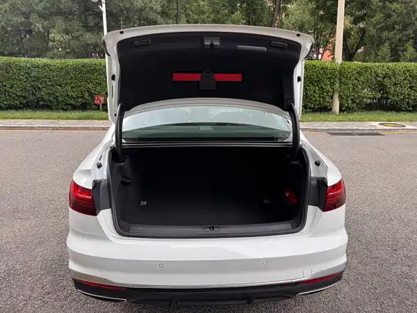 Audi A4L 2024