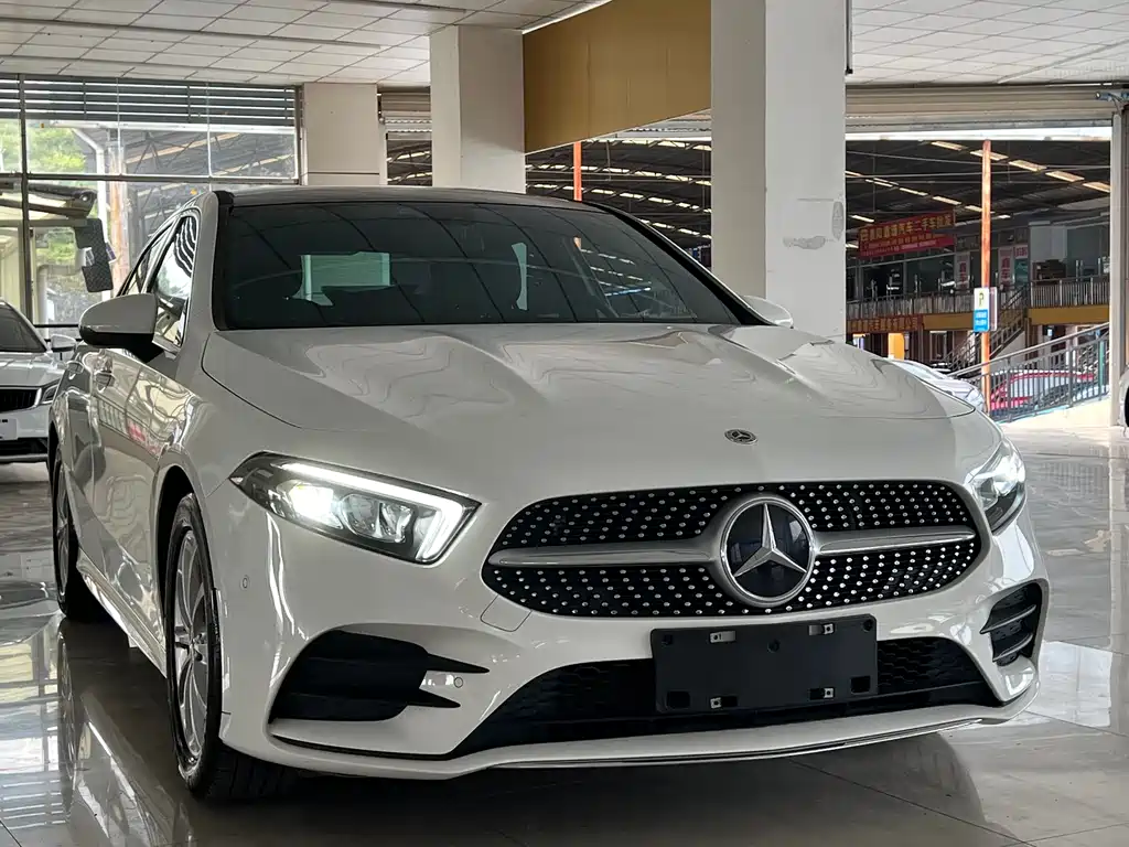 Mercedes-Benz A-Class 2021 — фото 3